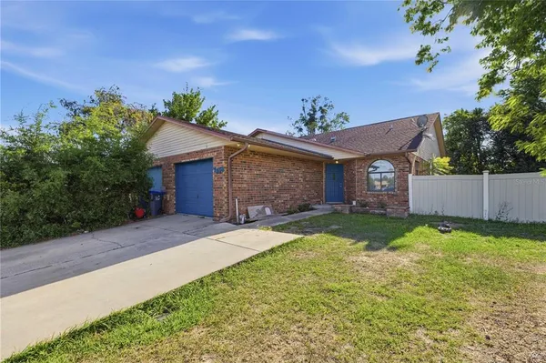 $1,400 | 7818 Northeast 21 Avenue, Ocala, FL 34479