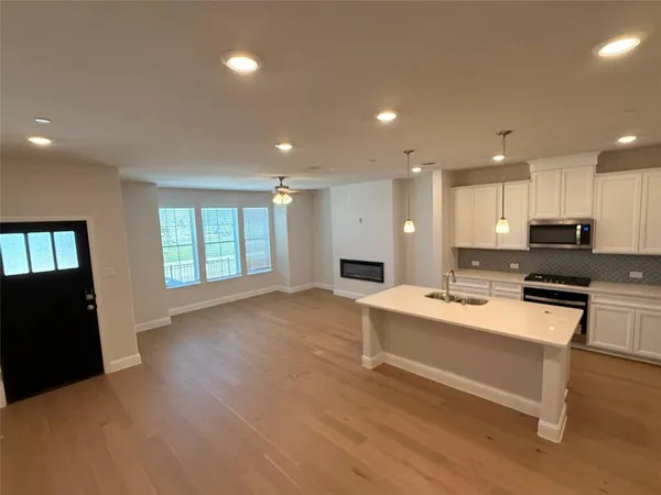 $3,000 | 7913 Sunset Boulevard, Rowlett, TX 75088