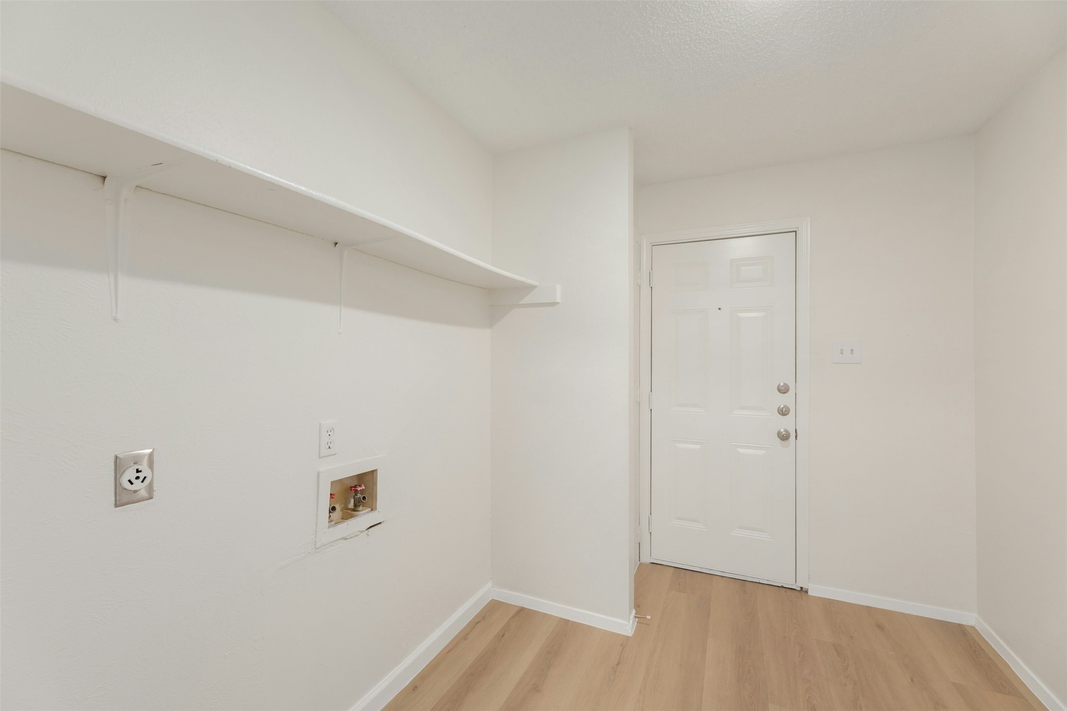 11603 Walnut Ridge Drive, Unit B Austin, TX 78753 - Photo 12 of 22