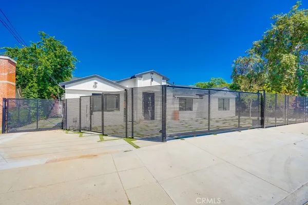$30,000 | 5030 Amestoy Avenue, Encino, CA 91316