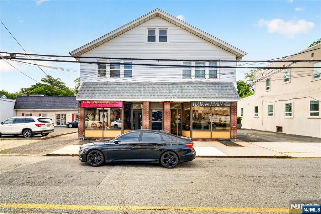 825 Main Street, Unit A Hackensack, NJ 07601 - Photo 1 of 48