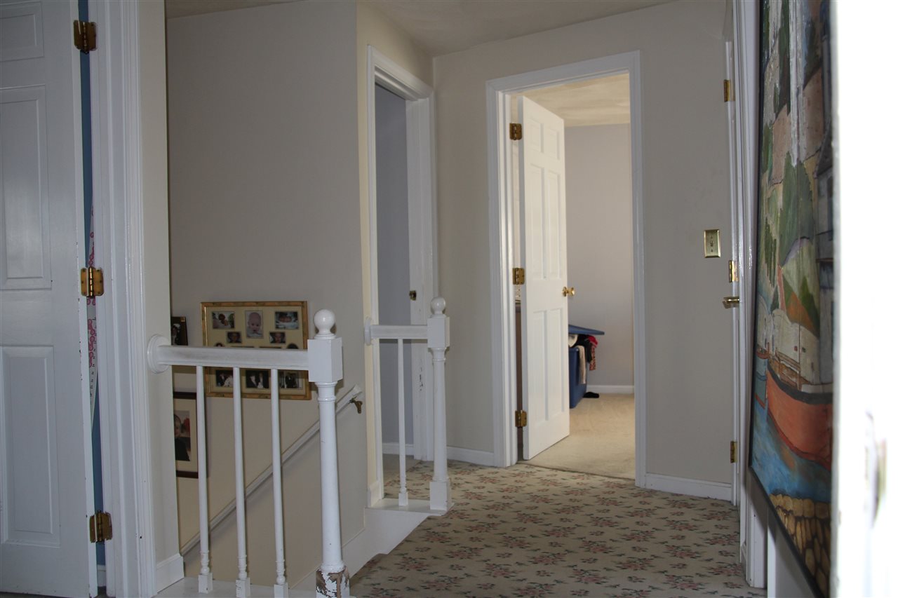 13 Grandview Road Windham, NH 03087 - Photo 10 of 36
