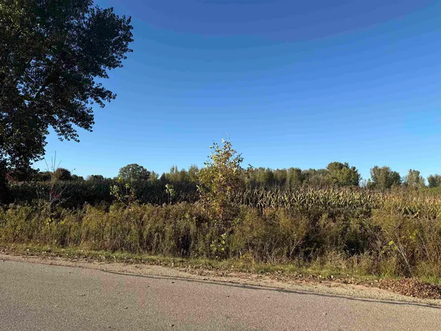 $50,000 | Willow Wood Street, Unit 11, Shawano, WI 54166
