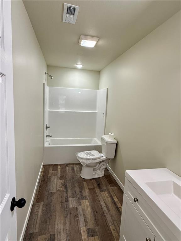 220 South Locust Street Ottawa, KS 66067 - Photo 14 of 28
