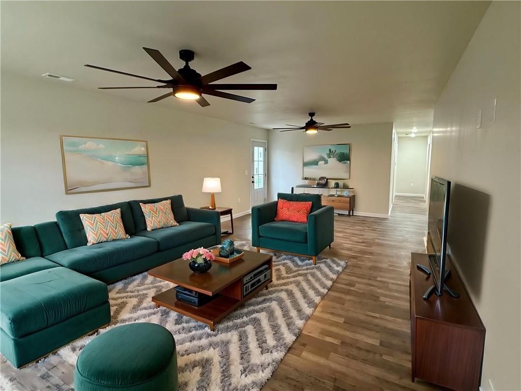 220 South Locust Street Ottawa, KS 66067 - Photo 4 of 28