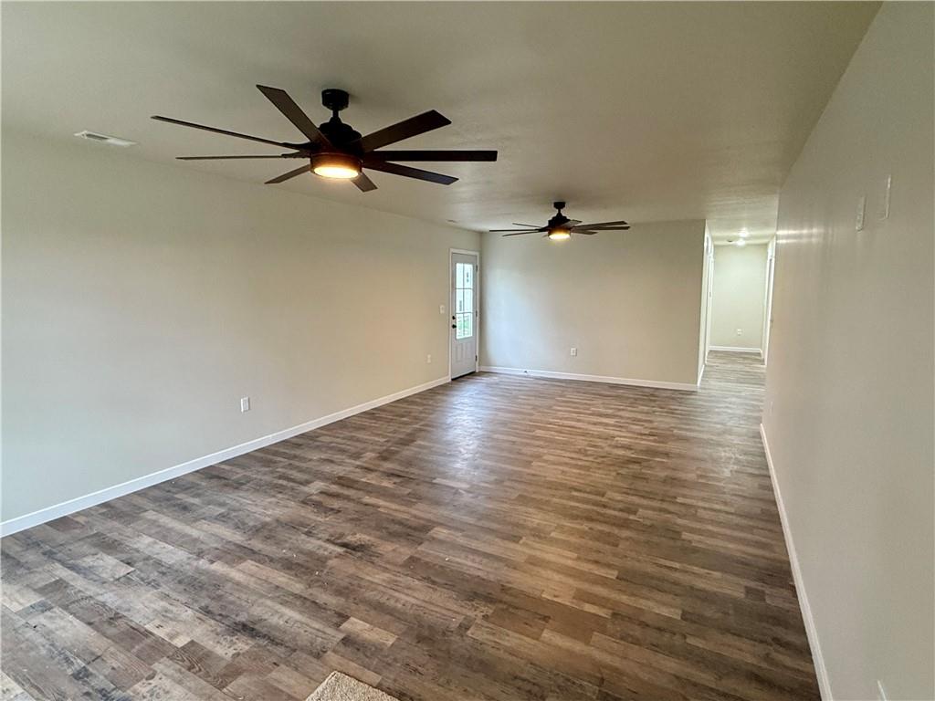 220 South Locust Street Ottawa, KS 66067 - Photo 5 of 28