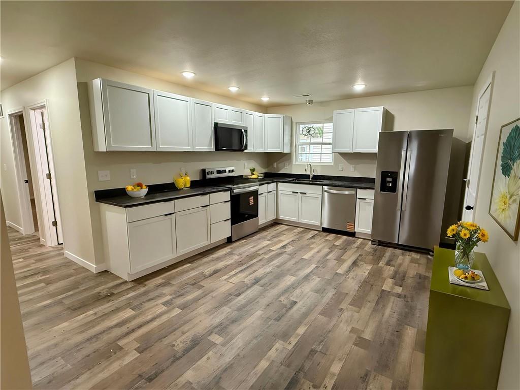 220 South Locust Street Ottawa, KS 66067 - Photo 8 of 28