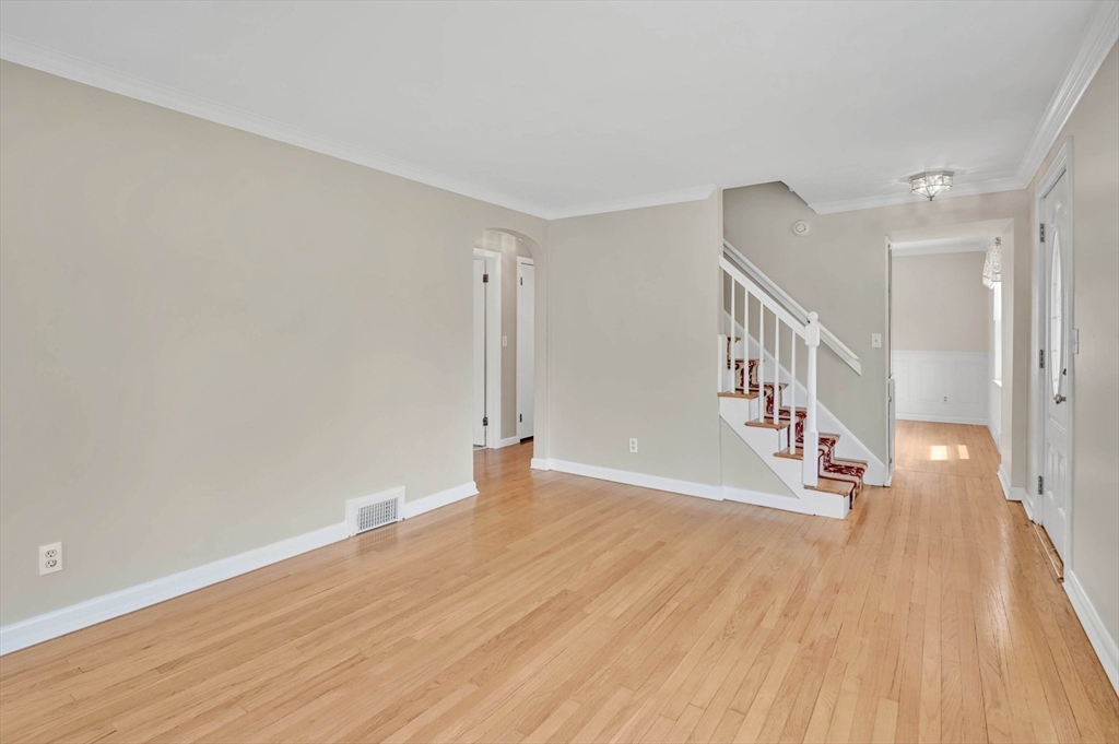 44 Woodward Road West Springfield, MA 01089 - Photo 6 of 33 Gallery Image 6