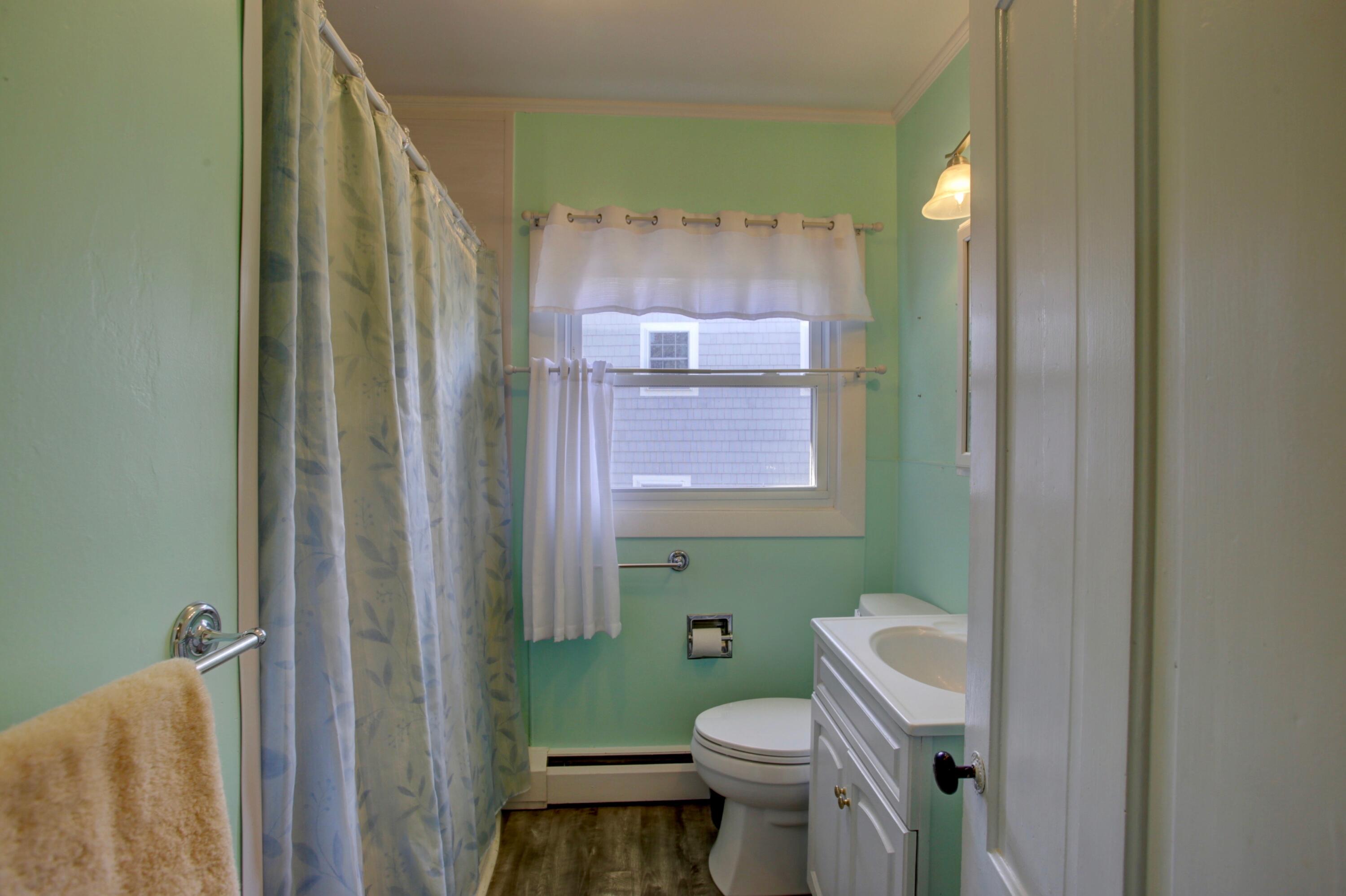 44 Myrtle Avenue South Portland, ME 04106 - Photo 23 of 39 41