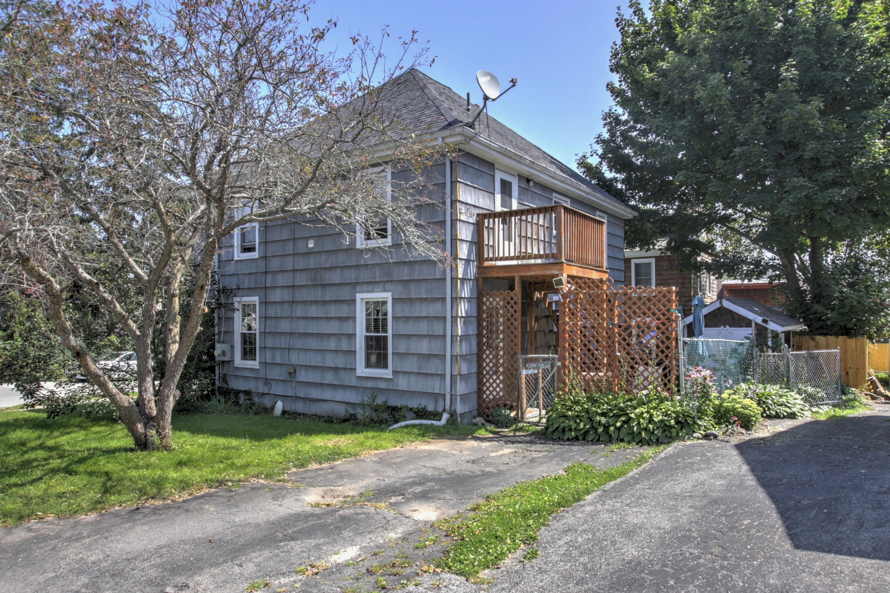 44 Myrtle Avenue South Portland, ME 04106 - Photo 29 of 39 3