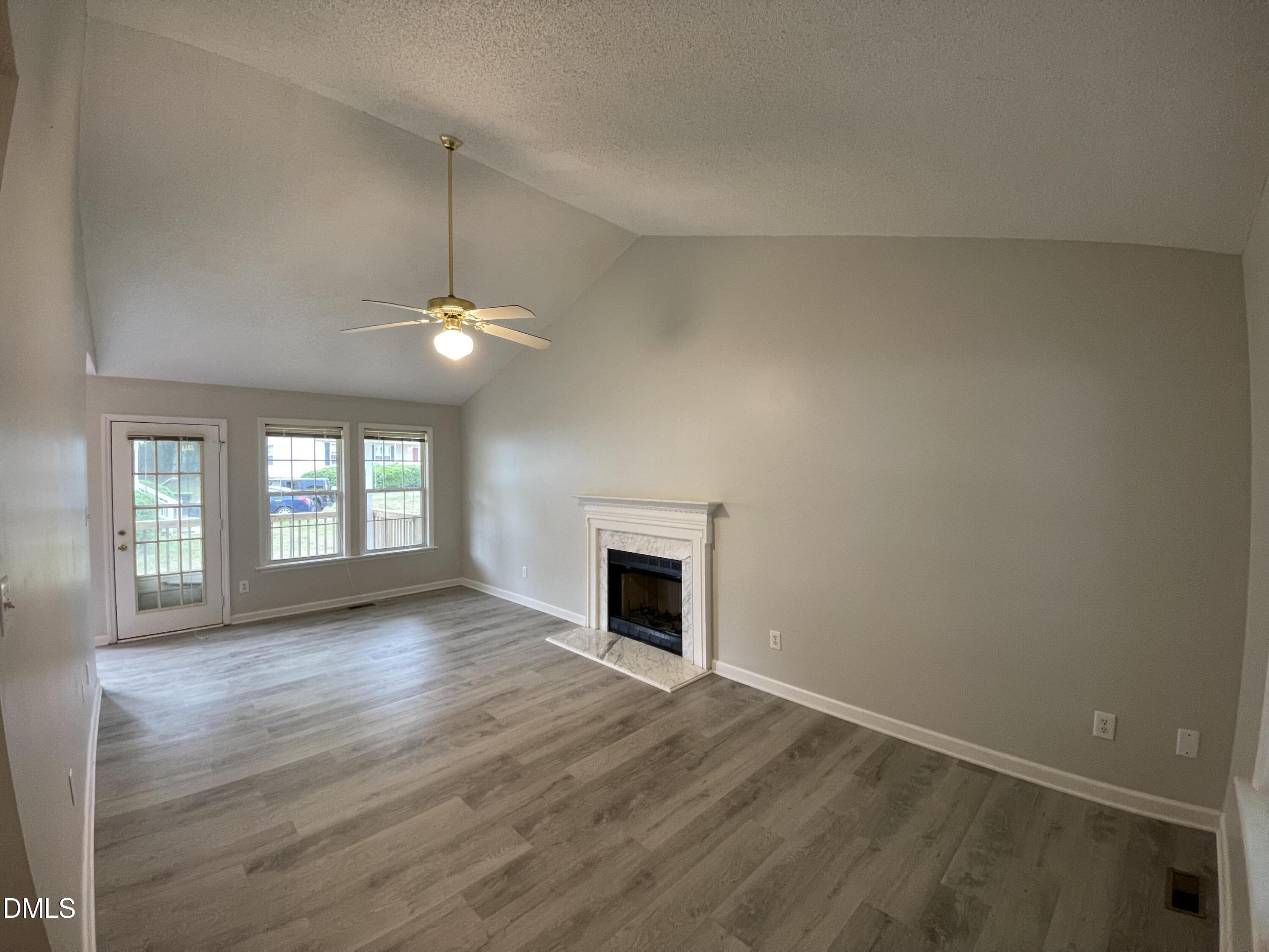 1008 Laurel Leaf Road Zebulon, NC 27597 - Photo 7 of 21 07_beyc6a0e26e3528a4