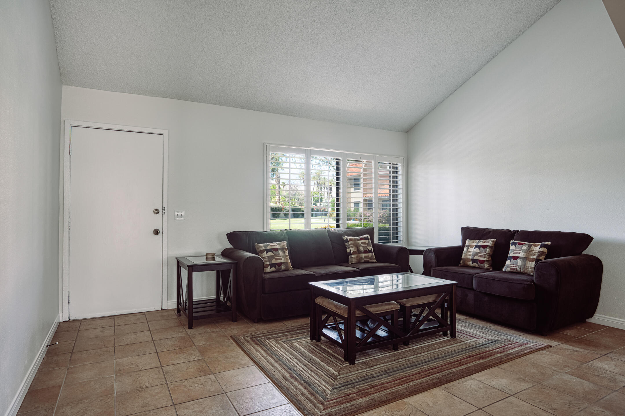 35985 Alameda Court Rancho Mirage, CA 92270 - Photo 8 of 71 9