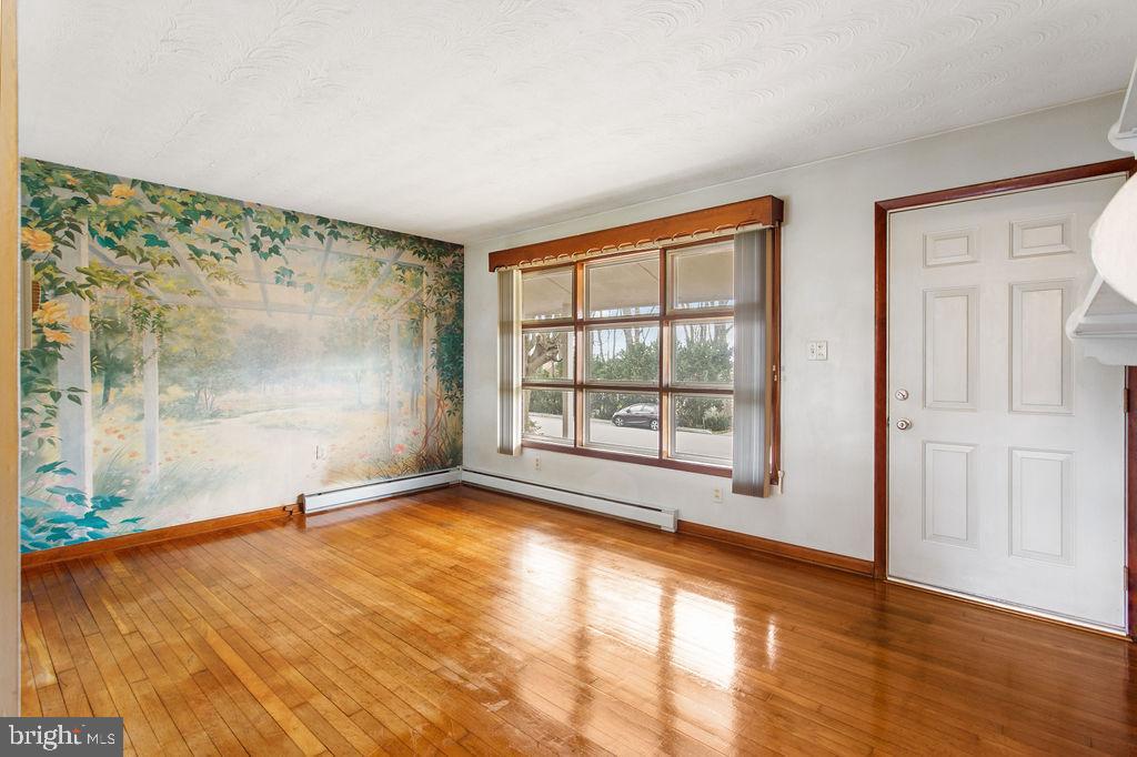 132 Hillside Road Hanover, PA 17331 - Photo 7 of 26 Gallery Image 7