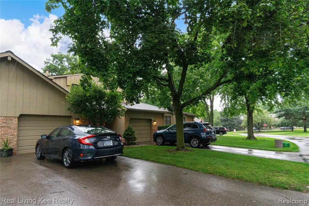 1870 Allenway Court Rochester Hills, MI 48309 - Photo 39 of 40