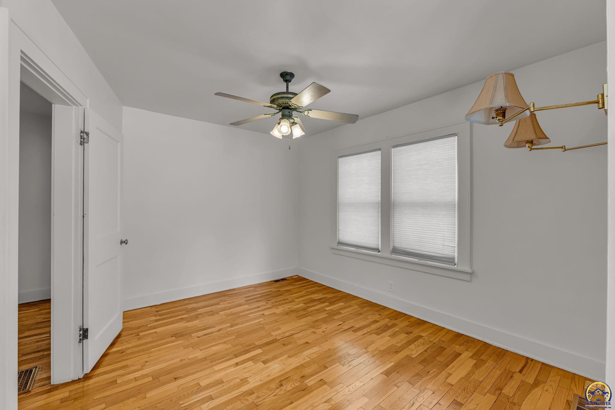 1618 Southwest High Avenue Topeka, KS 66604 - Photo 37 of 40