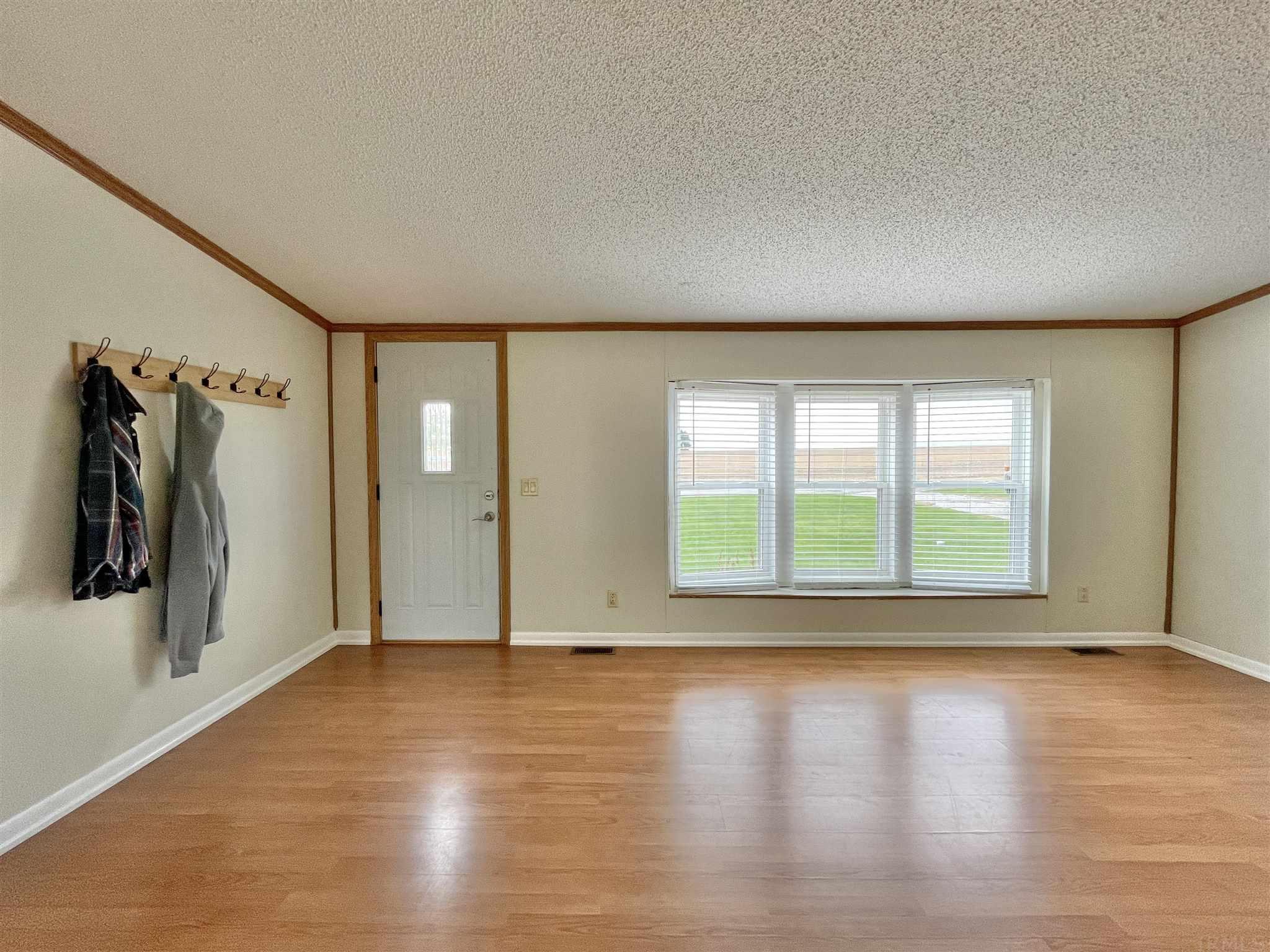 2528 West 200th Street North Rochester, IN 46975 - Photo 3 of 17 Gallery Image 3