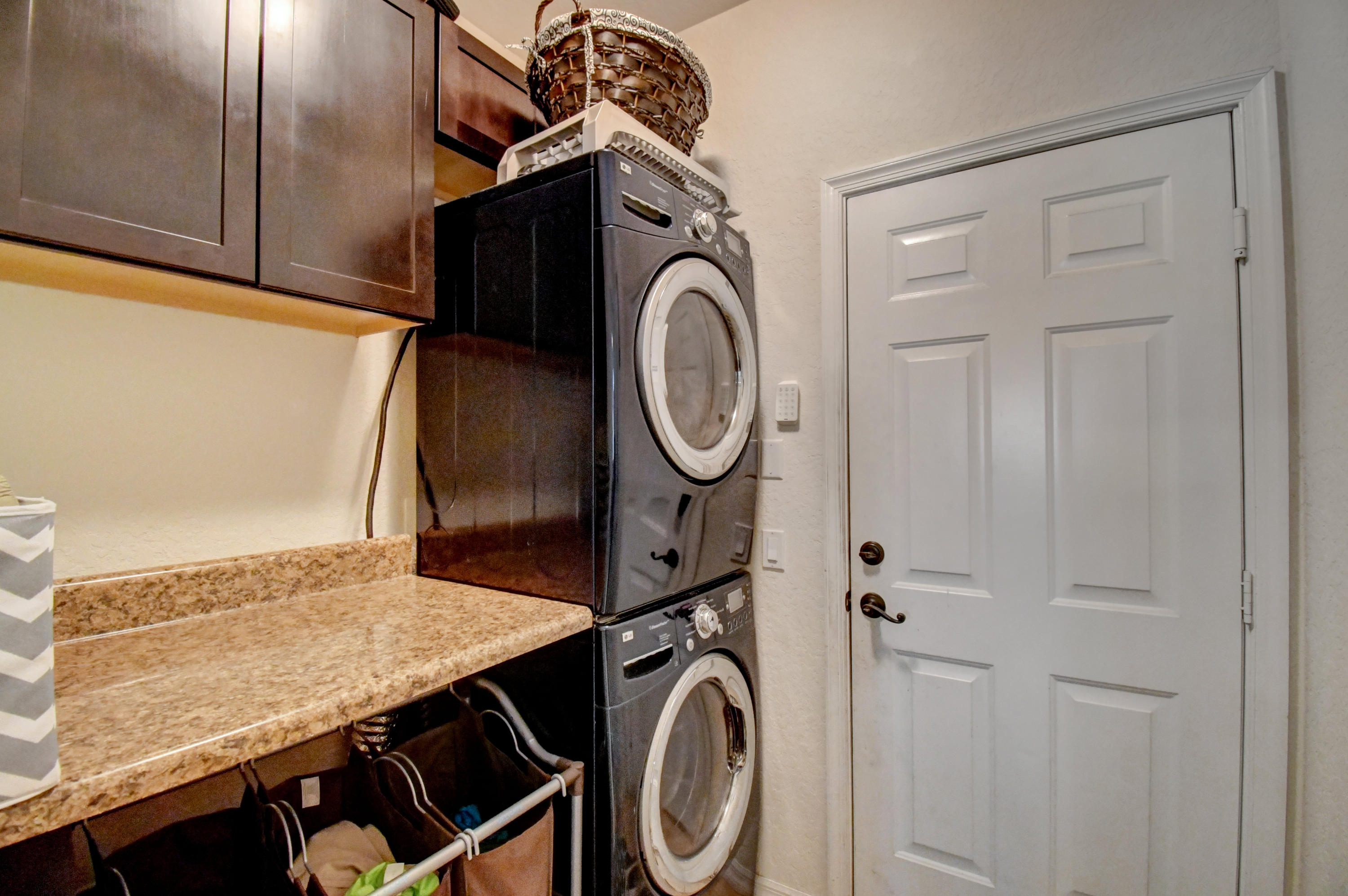 804 Quartz Terrace West Palm Beach, FL 33413 - Photo 21 of 65 a utility room with dryer and washer
