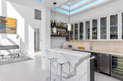 $6,995,000 | 424 Coconut Isle Drive, Fort Lauderdale, FL 33301