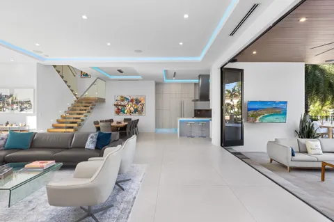 $6,995,000 | 424 Coconut Isle Drive, Fort Lauderdale, FL 33301