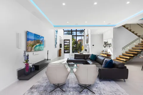 $6,995,000 | 424 Coconut Isle Drive, Fort Lauderdale, FL 33301