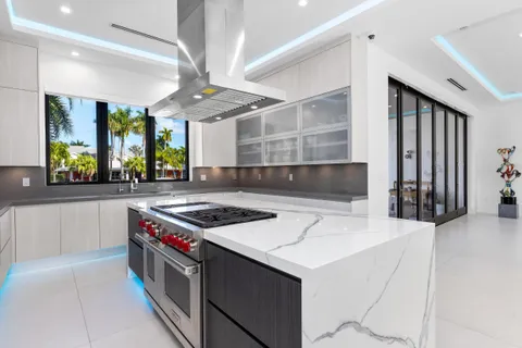 $6,995,000 | 424 Coconut Isle Drive, Fort Lauderdale, FL 33301