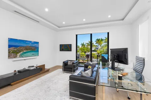 $6,995,000 | 424 Coconut Isle Drive, Fort Lauderdale, FL 33301
