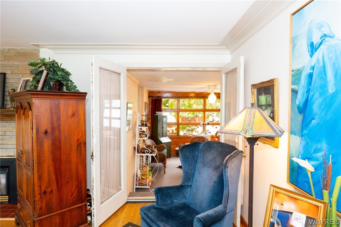822 Brighton Road Tonawanda, NY 14150 - Photo 20 of 50 Living room