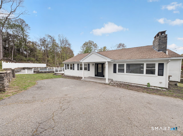 20 Oakridge Road Trumbull, CT 06611 - Photo 27 of 29