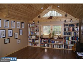 736 Monmouth Road Cream Ridge, NJ 08514 - Photo 5 of 9 Great Room