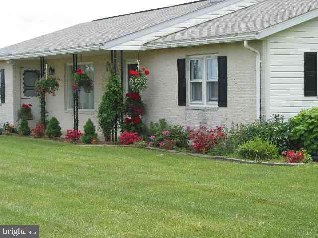 342 Bloserville Road Carlisle, PA 17015 - Photo 7 of 9 Gallery Image 7