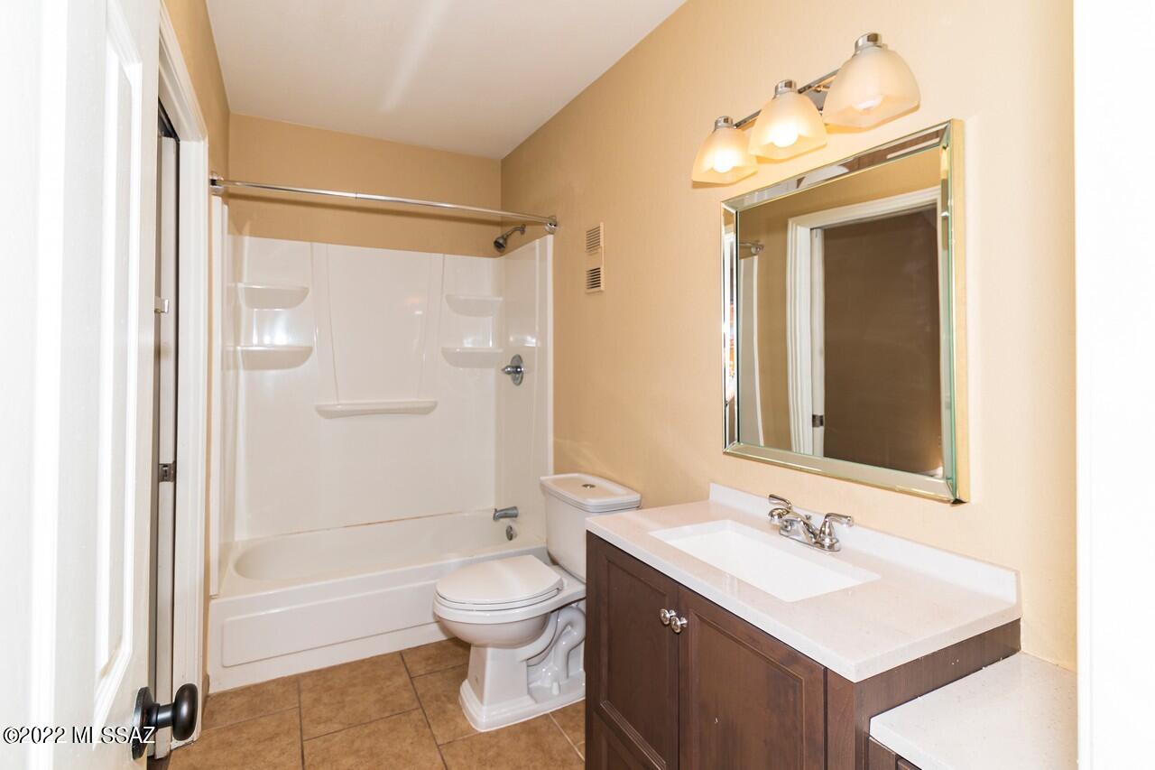 8255 North Oracle Road, Unit 212 Tucson, AZ 85704 - Photo 17 of 26