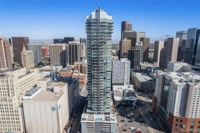 a picture of city view