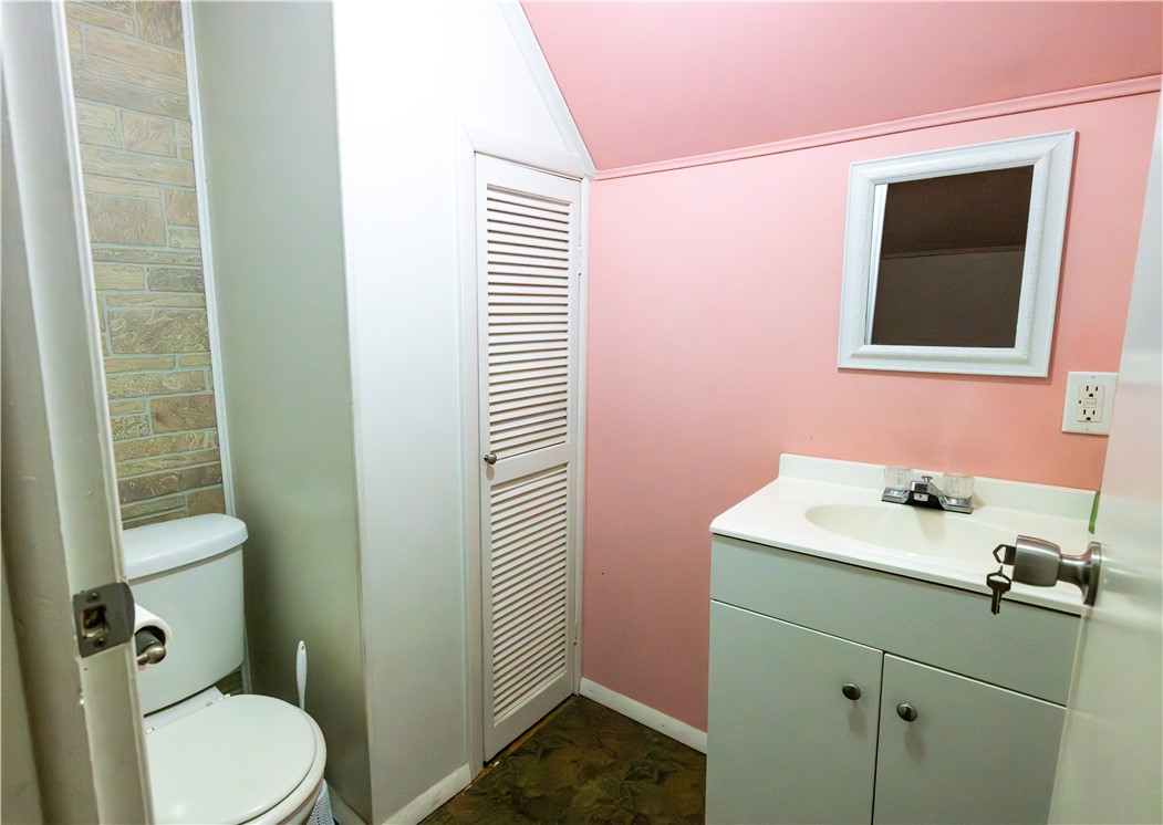 6 Woodrow Street Rochester, NY 14606 - Photo 16 of 23