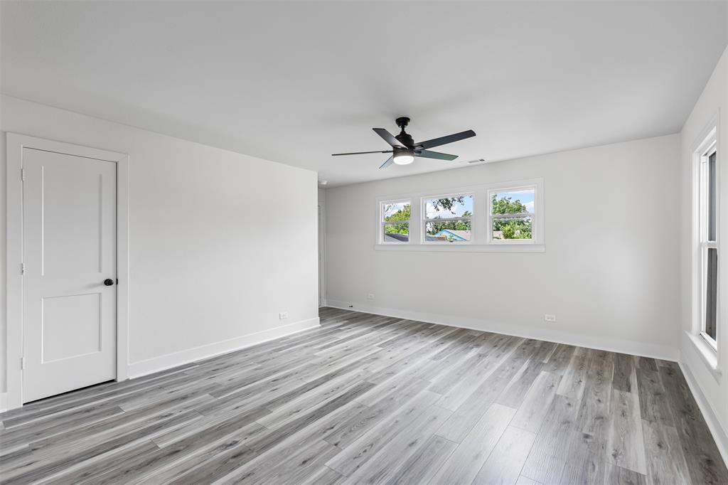 2327 Brookfield Avenue Dallas, TX 75235 - Photo 11 of 31 a view of an empty room and window