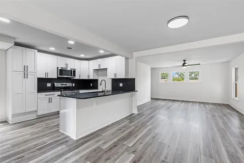 $438,000 | 2327 Brookfield Avenue, Dallas, TX 75235