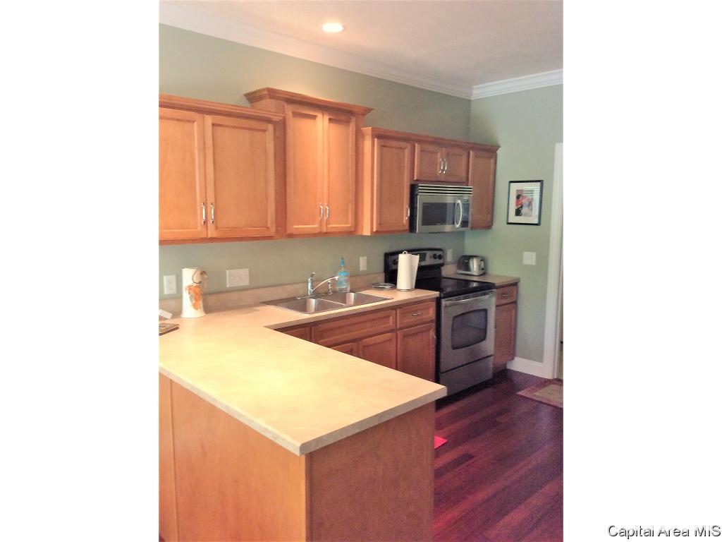 800 Colorado Court Springfield, IL 62711 - Photo 6 of 16