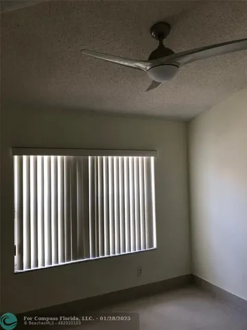 $2,900 | 4122 East Silverado Circle, Davie, FL 33024