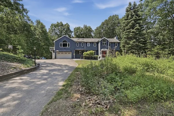 $799,900 | 73 West Street, Pepperell, MA 01463