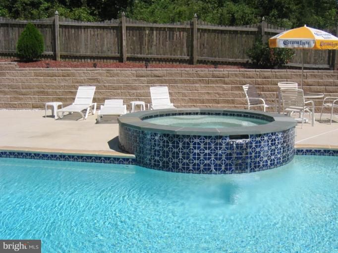 8902 Philadelphia Road Baltimore, MD 21237 - Photo 22 of 25 Hot Tub