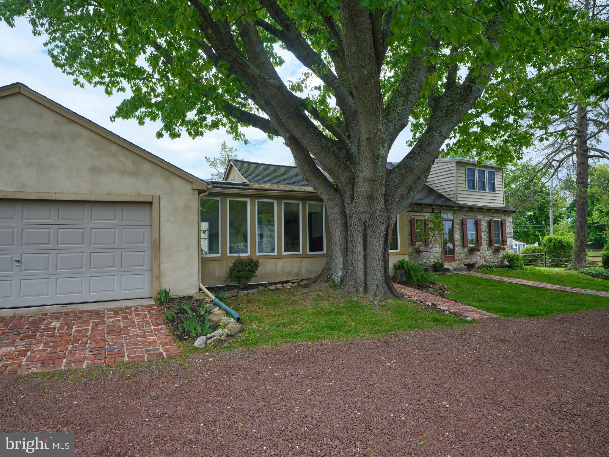 1465 Makefield Road Yardley, PA 19067 - Photo 5 of 43