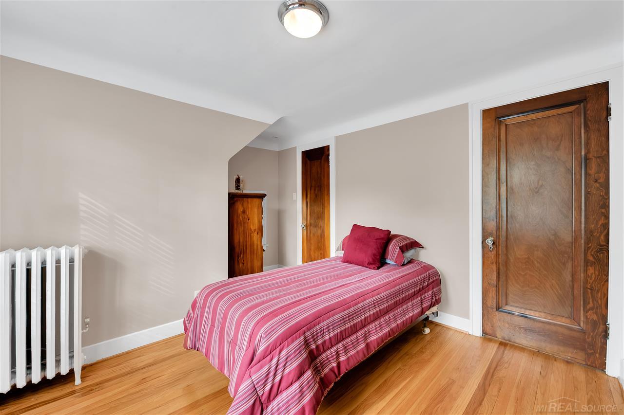 1237 Harvard Road Grosse Pointe, MI 48230 - Photo 24 of 39 50059773-23.JPG