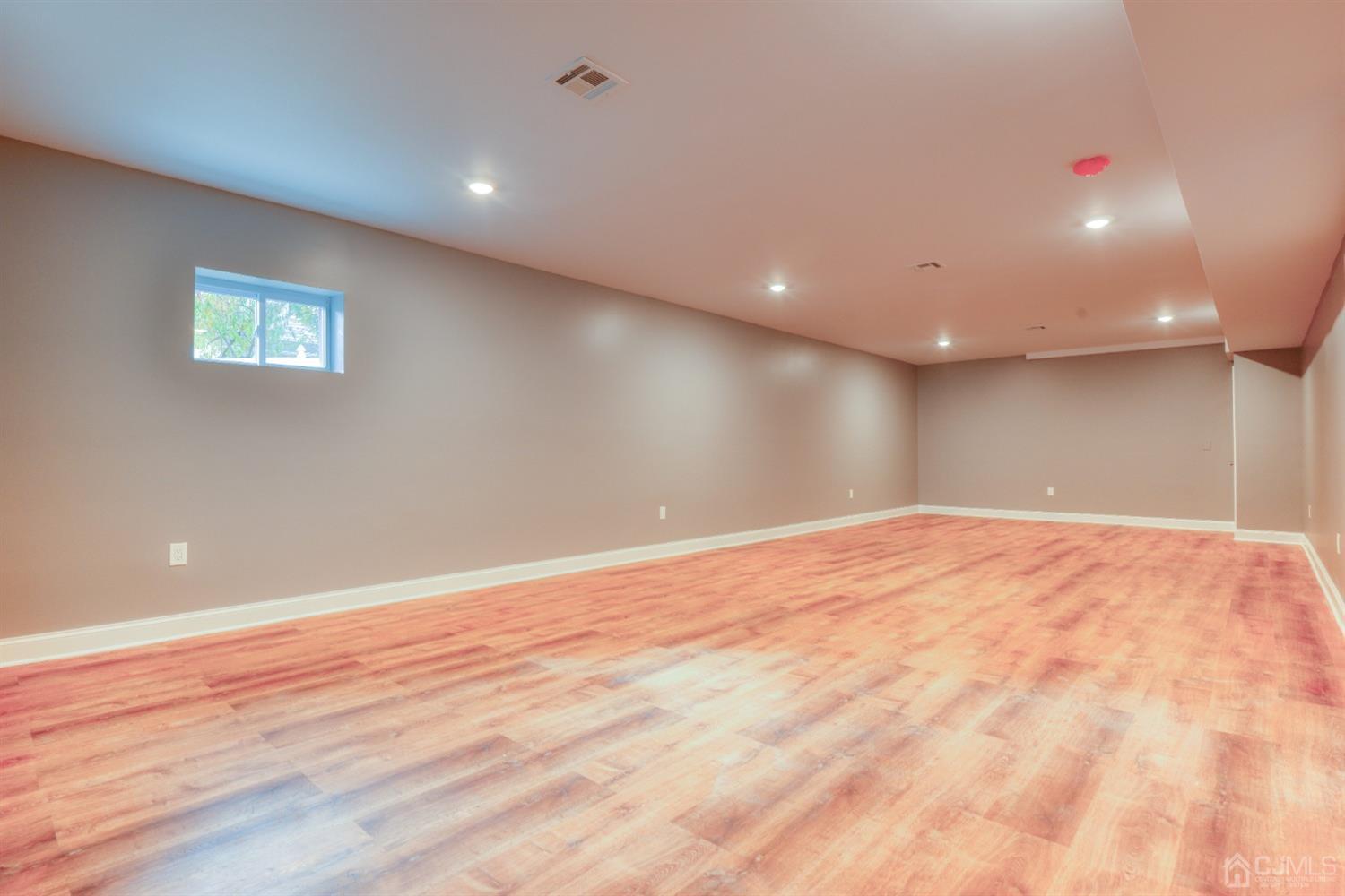 182 Harding Road Scotch Plains, NJ 07076 - Photo 58 of 77 Gallery Image 58