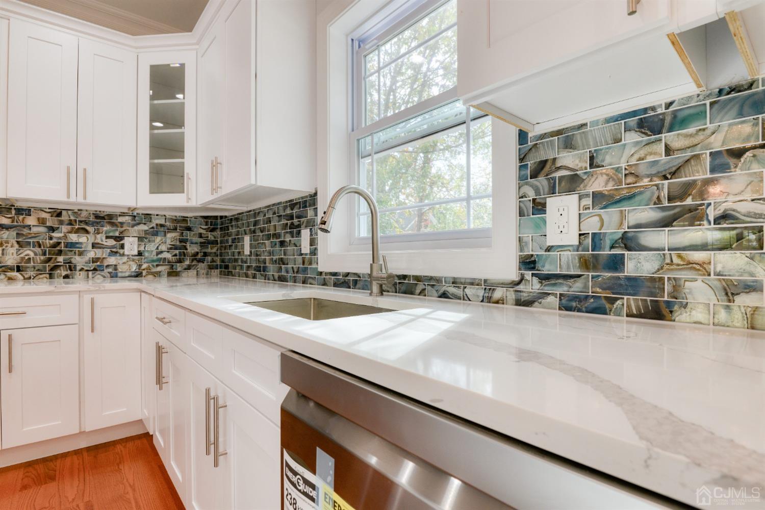 182 Harding Road Scotch Plains, NJ 07076 - Photo 6 of 77 Gallery Image 6