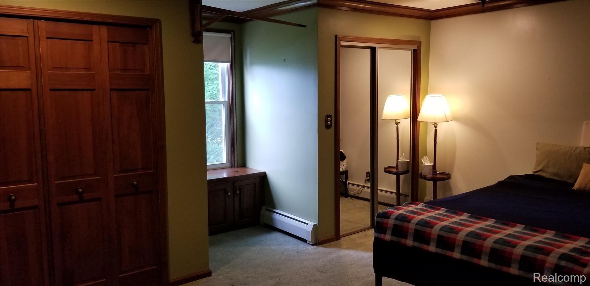 4260 Belsay Road Burton, MI 48519 - Photo 22 of 28 20190806_133201.jpg