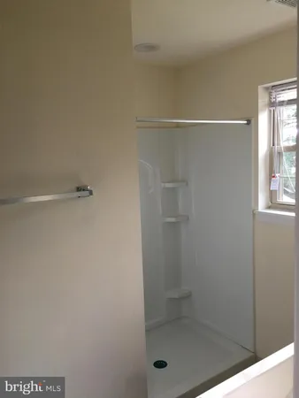 $2,400 | 357 Oakwood Avenue, Unit 203, Glassboro, NJ 08028