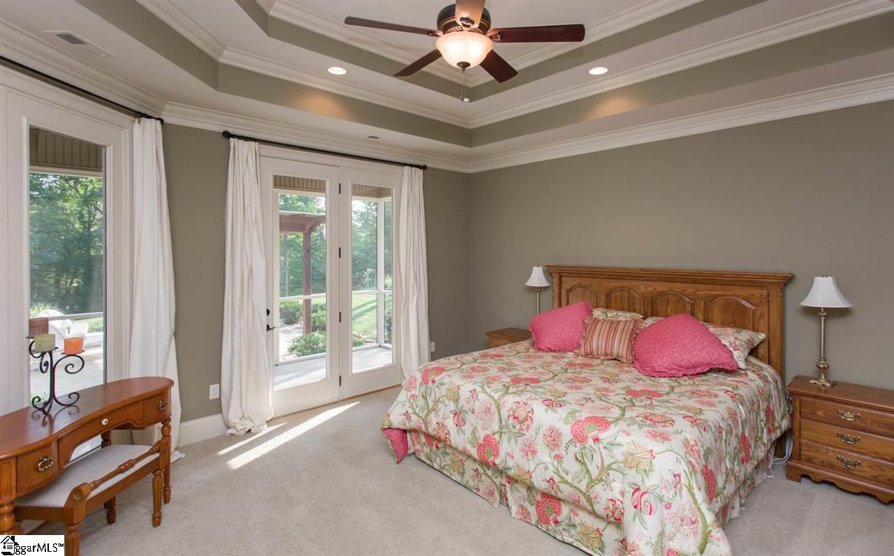 240 Yorkswell Lane Greenville, SC 29607 - Photo 18 of 36 Gallery Image 18