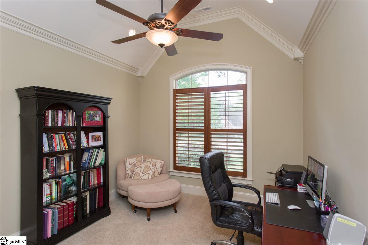 240 Yorkswell Lane Greenville, SC 29607 - Photo 6 of 36 Gallery Image 6
