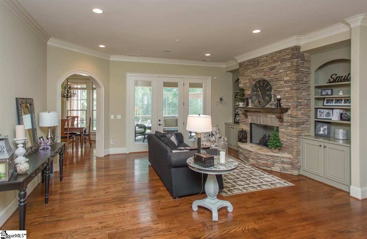 240 Yorkswell Lane Greenville, SC 29607 - Photo 7 of 36 Gallery Image 7