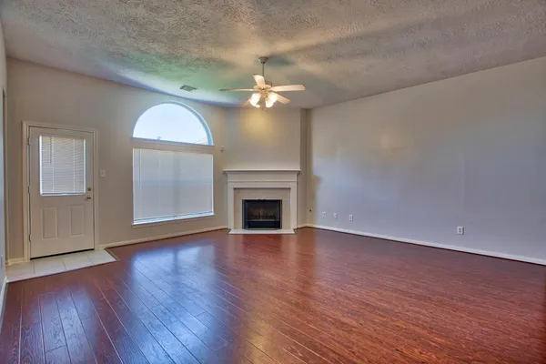 $2,500 | 6715 Village Bridge Drive, Humble, TX 77346