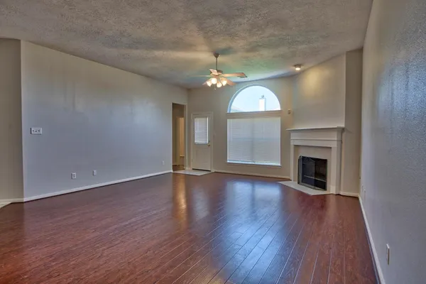 $2,500 | 6715 Village Bridge Drive, Humble, TX 77346